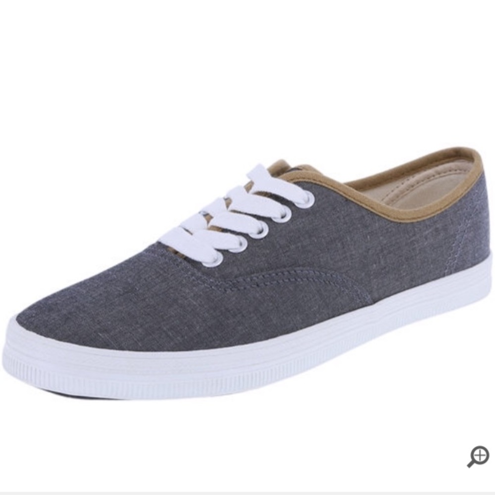 American Eagle by Payless Women’s Bal Sneaker